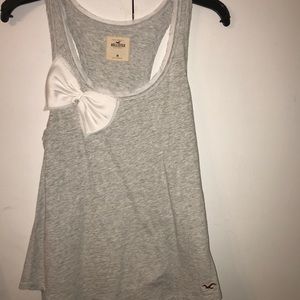 Hollister racerback with bow